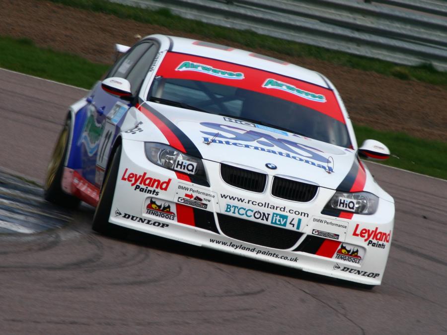  BMW 320si BTCC 2009 года  (фото 16 из 16)